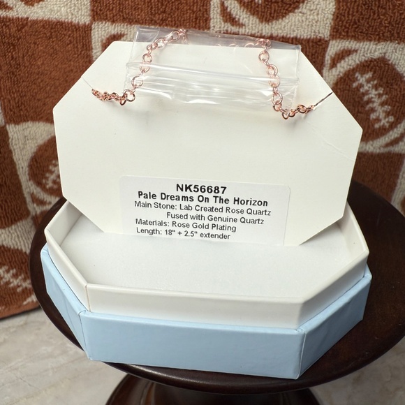 Bomb Party OG Necklace - Pale Dreams on the Horizon - rose gold - Picture 2 of 3